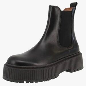 NWT Ten Points Black Alina Chelsea Boots